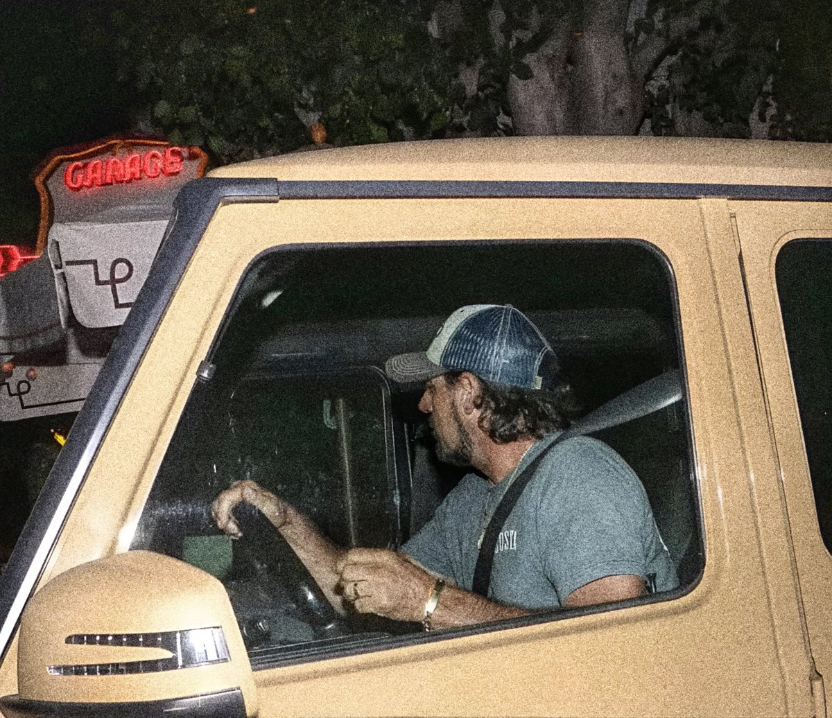 Ianacore's tweet image. Lana Del Rey and Jeremy Dufrene were at the Chateau Marmont in Los Angeles, last night.