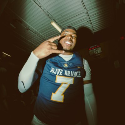 5StarScouting™ (@5starscouting) on Twitter photo 2026 LB
Nehemiah Shields
Olive Branch (MS.)
6-3/190 🎓 3.7 GPA
4.58/40 <a href="/N3mi_S/">Nehemiah Shields</a>
hudl.com/video/3/201300… 2026 LB
Nehemiah Shields
Olive Branch (MS.)
6-3/190 🎓 3.7 GPA
4.58/40 <a href="/N3mi_S/">Nehemiah Shields</a>
hudl.com/video/3/201300…