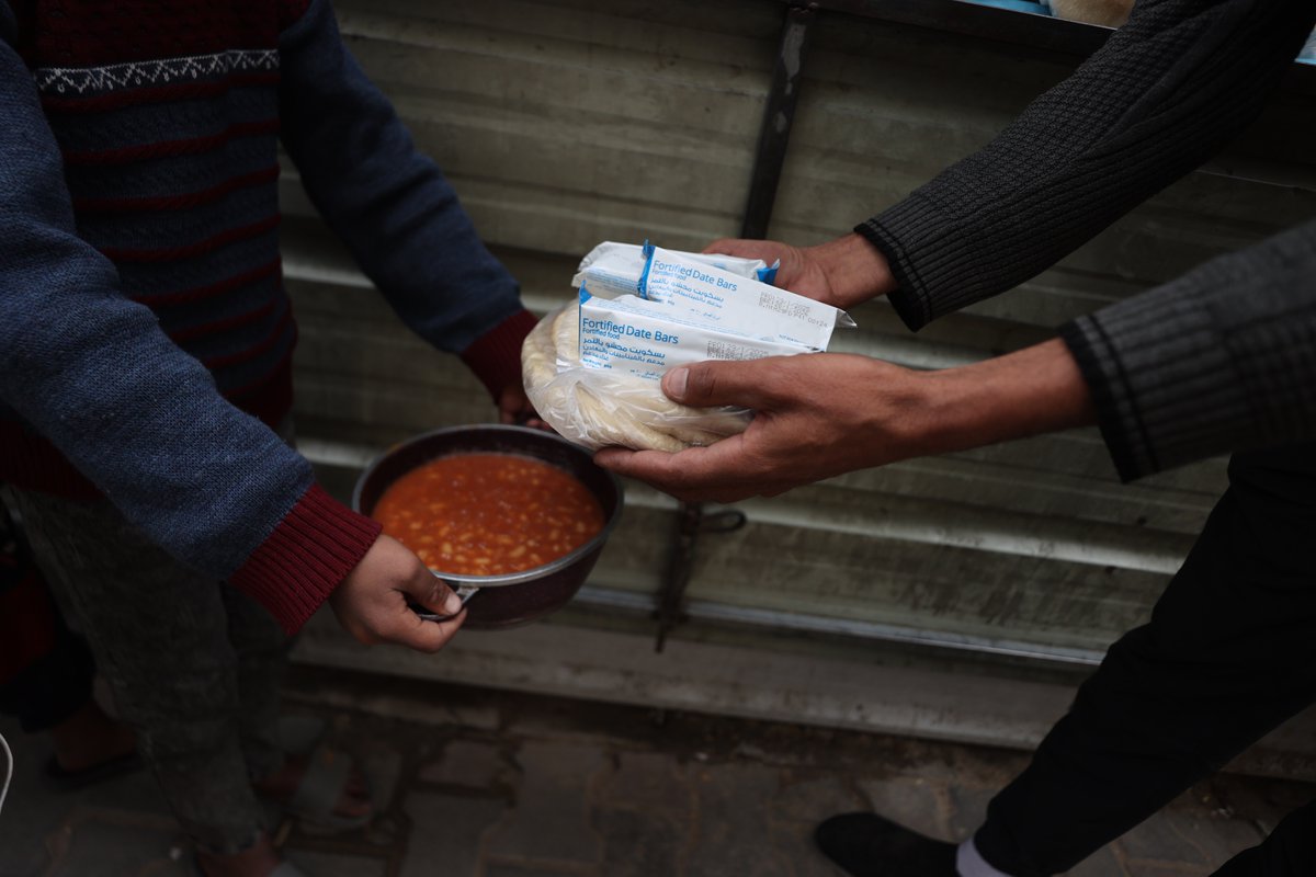 <a href="/WFP/">World Food Programme</a> <a href="/WFP_MENA/">WFP in the Middle East & North Africa</a> We have the food, capacity, and readiness to deliver. During the last ceasefire, we got 8,000 trucks into #Gaza in 42 days. 

We can do it again. But we need all routes and entry points to open, and we need safety. And a ceasefire, which must also be a step toward lasting peace.