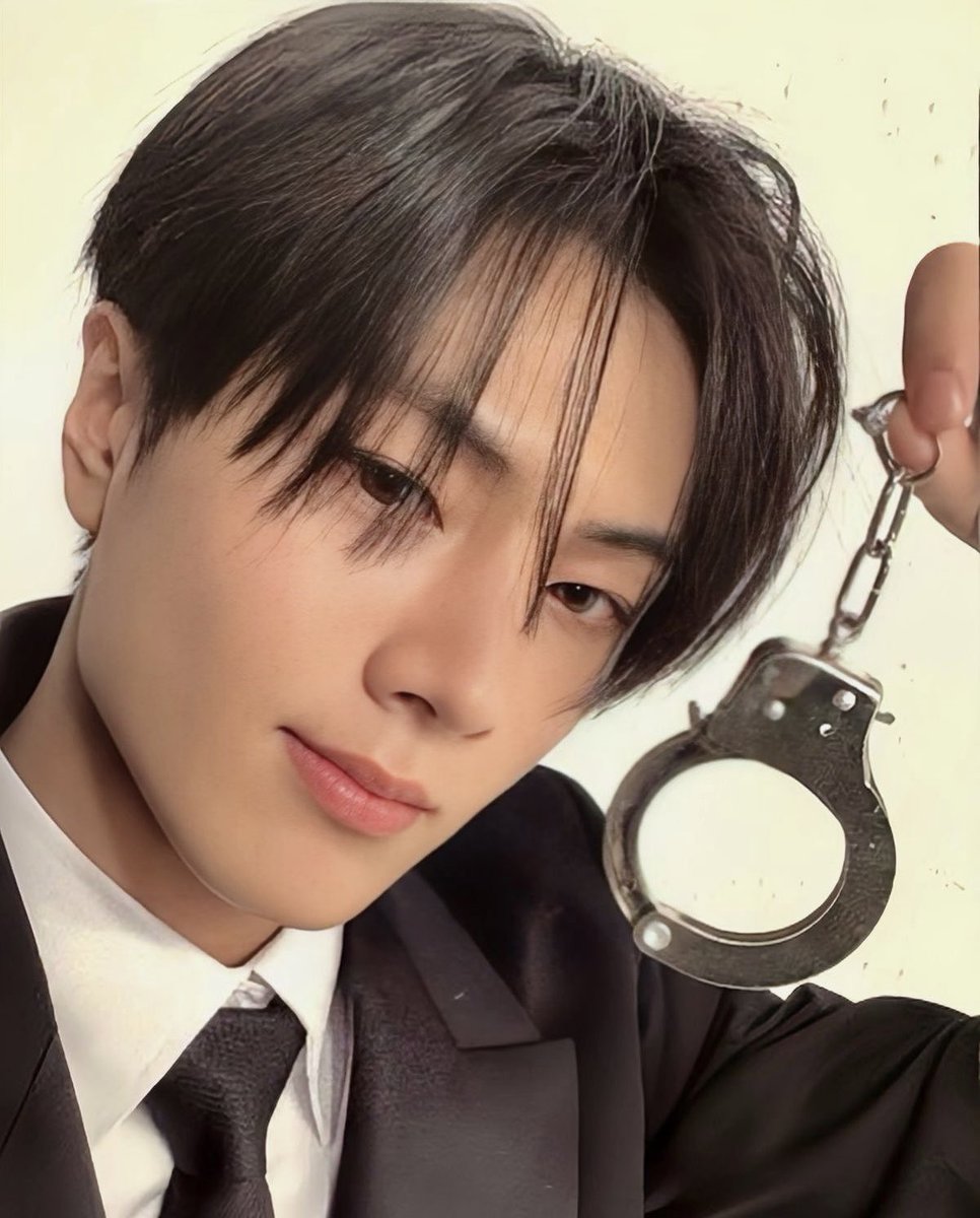 eunseokitty_'s tweet image. cuffed in this criminal love
₊˚❀༉ 𖧧₊˚. 𐦍༘⋆ 𖧧₊˚. 𐦍༘⋆ ₊˚❀༉ 𖧧
#ENSD #ENGENE #JAY #ENHYPEN @ENHYPEN #ENGENE_SelcaDay
