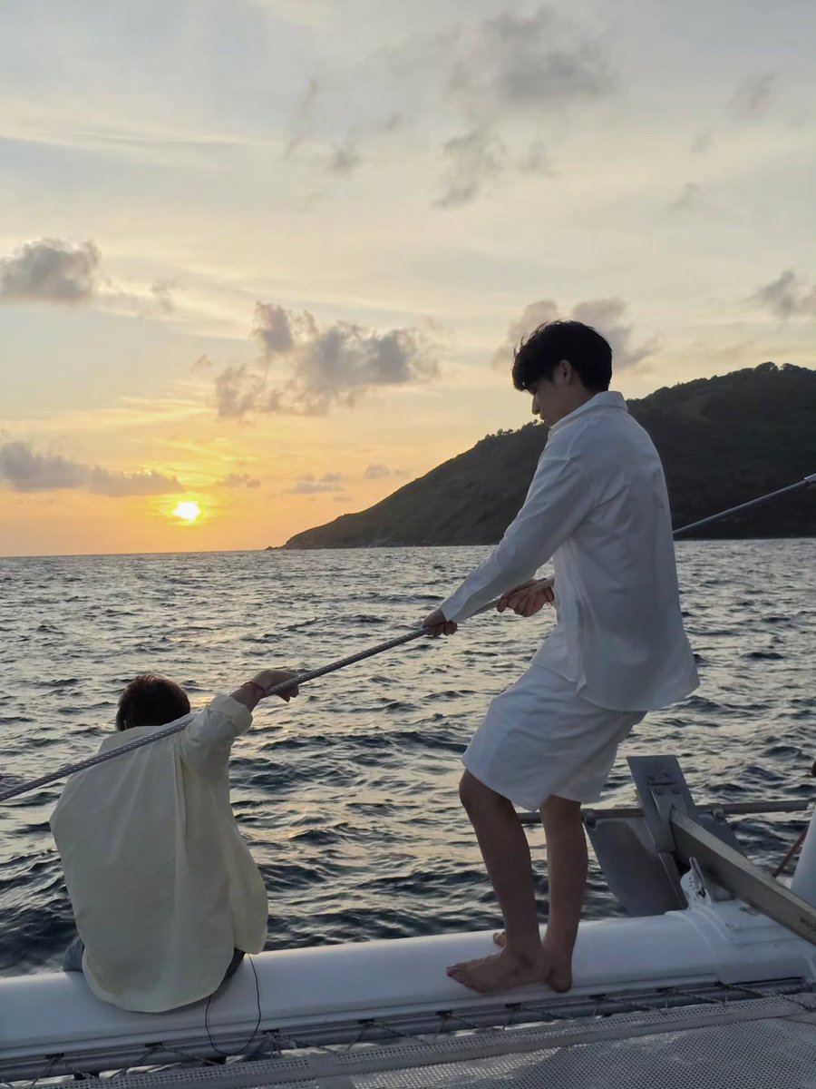 สกายยืนดูแลนานิไม่ห่างเลยอะ

#SkyNani #สกายนานิ