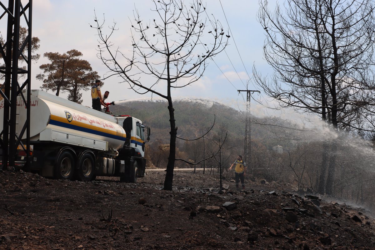 As wildfires continue to affect rural #Lattakia, UNICEF is deeply concerned about the impact on children and families already facing immense challenges.

#UNICEF is supporting national response efforts and providing water to help contain the flames and redirecting health and