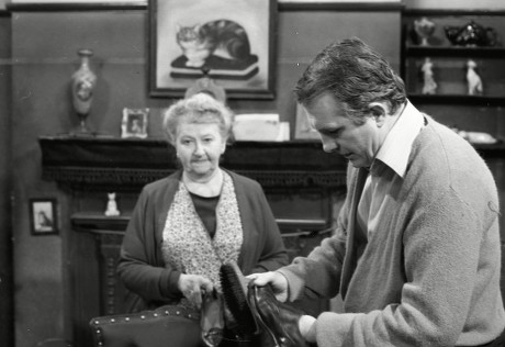 ProRoyalFamily's tweet image. Well I was trying to think of an episode in which I thought the crew made it special and so I chose Les Chatfield since his direction I think was paramount on this episode. John Finch's last corrie script also. The siege episode from 1970. #TonyWarrenDay #SoapWeek