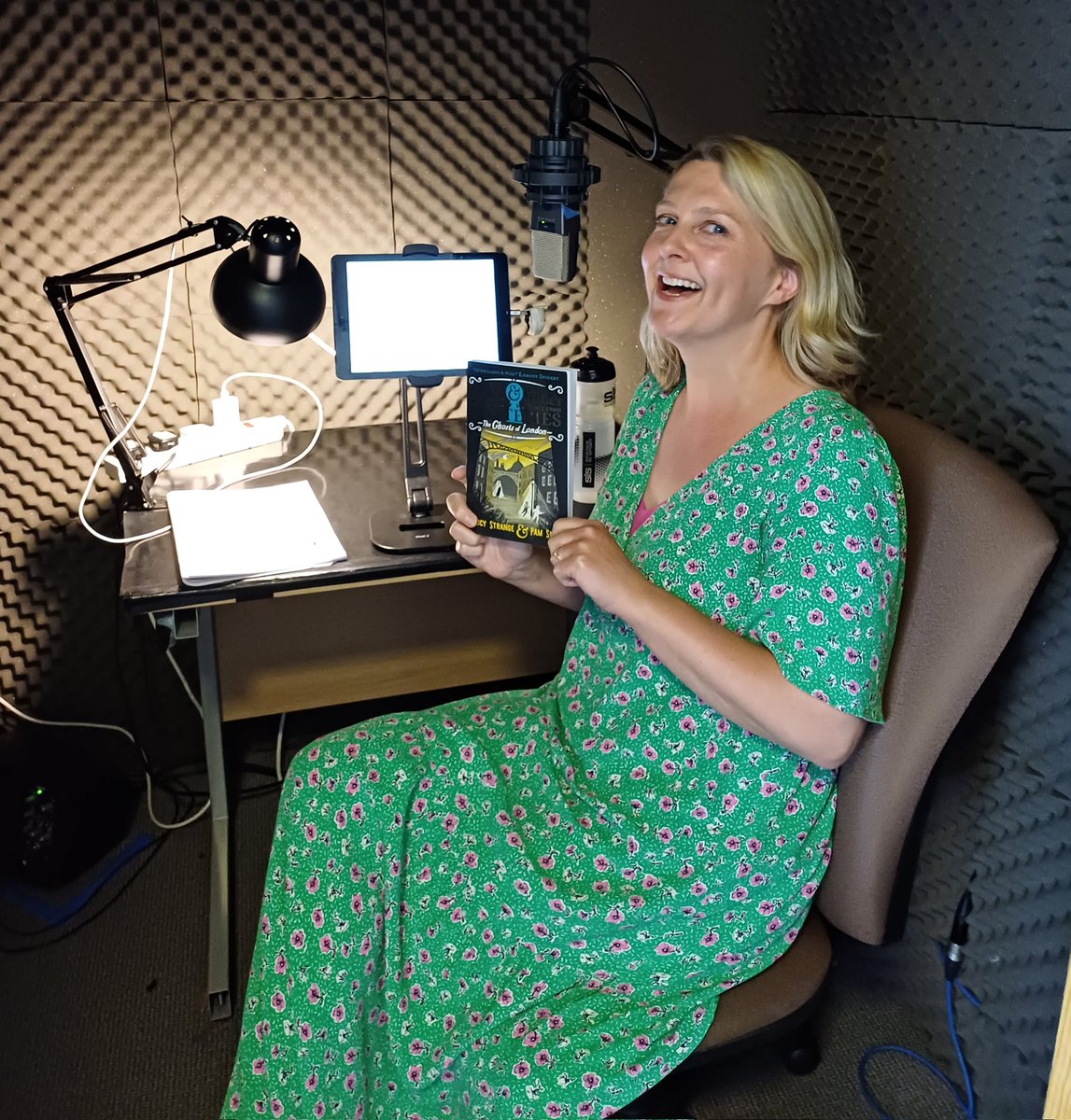 theLucyStrange's tweet image. This sound studio is MOST DREADFULLY HAUNTED!! 👻👻👻 Having oodles of fun today recording the audiobook for our second Lockett & Wilde mystery - The Ghosts of London 👻👻👻