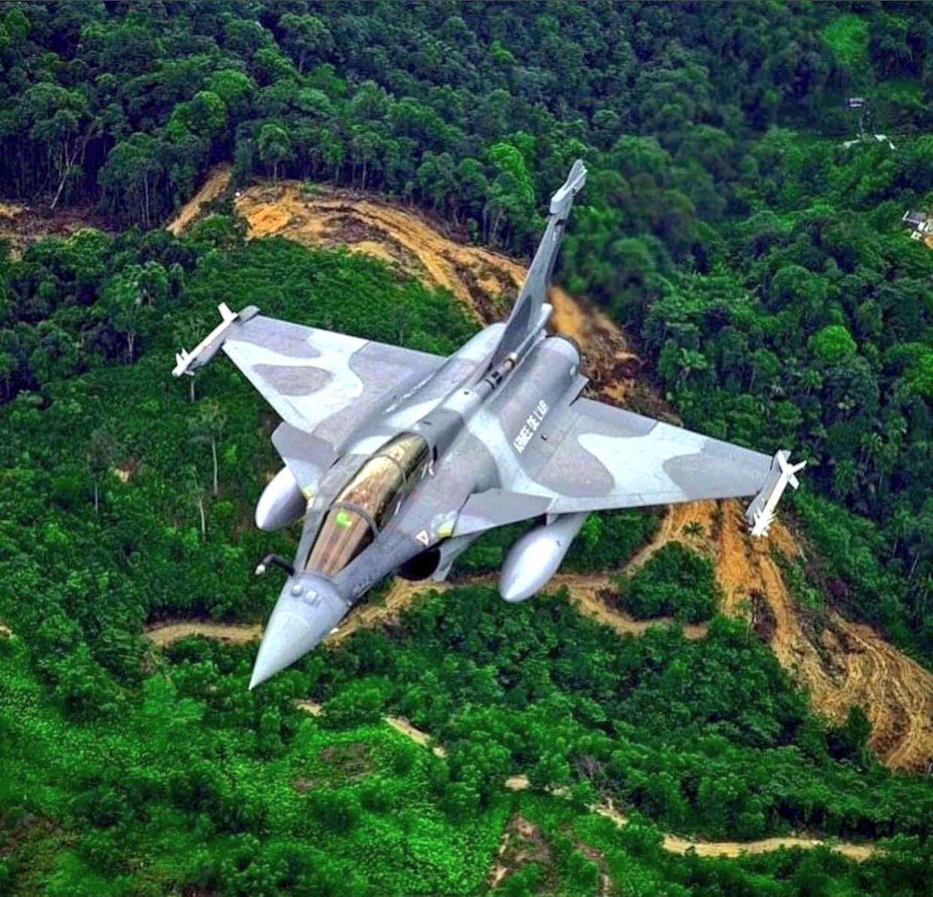 Defence_Index's tweet image. The French Rafale is a very beautiful aircraft. It has a decent combat record in Libya, Afghanistan, and Syria — never shot down, except by the Pakistanis.