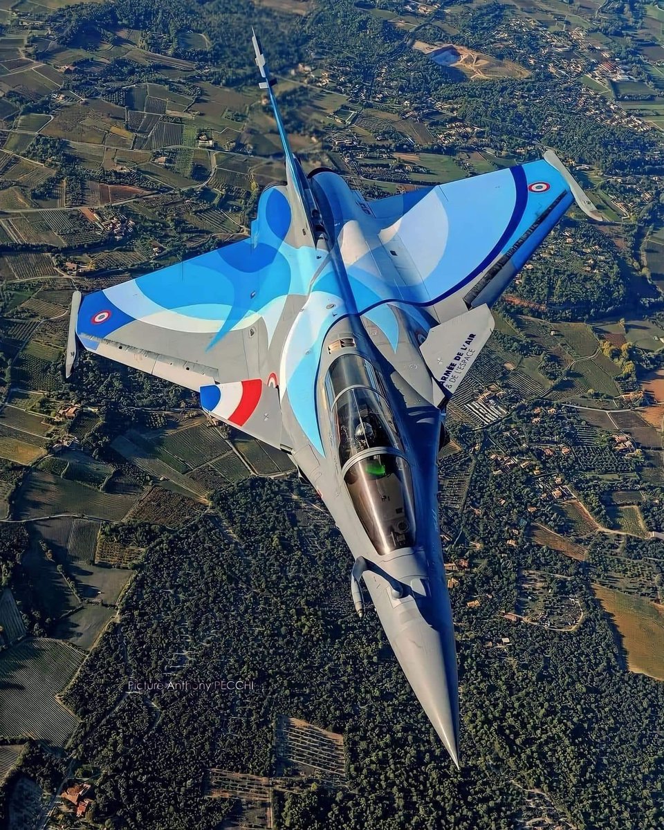 Defence_Index's tweet image. The French Rafale is a very beautiful aircraft. It has a decent combat record in Libya, Afghanistan, and Syria — never shot down, except by the Pakistanis.