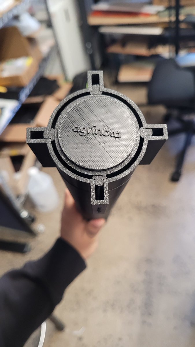 AqsaChoudryfrfr's tweet image. Agrinota is my love letter to nature—
A smart urban forestry IoT system born from curiosity, trees, and quiet moments staring at leaves.
What started as a figment is now real: a network of sensor stakes that track light, soil, humidity, temp...
And yes, even smoke + flame—to…