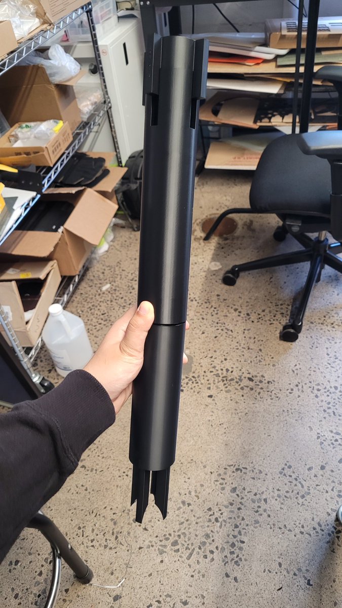 AqsaChoudryfrfr's tweet image. Agrinota is my love letter to nature—
A smart urban forestry IoT system born from curiosity, trees, and quiet moments staring at leaves.
What started as a figment is now real: a network of sensor stakes that track light, soil, humidity, temp...
And yes, even smoke + flame—to…