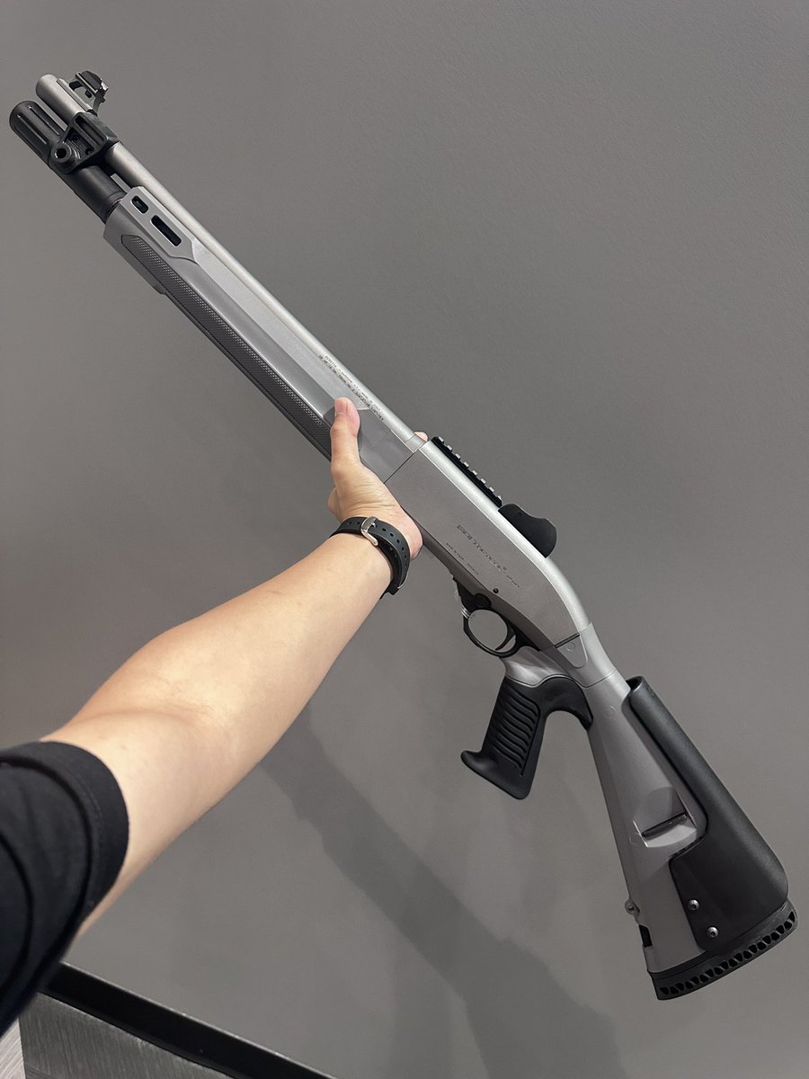 RainierArms's tweet image. Which shotgun would you pick?
@genesisarmsllc @Benelli_USA @Beretta_USA