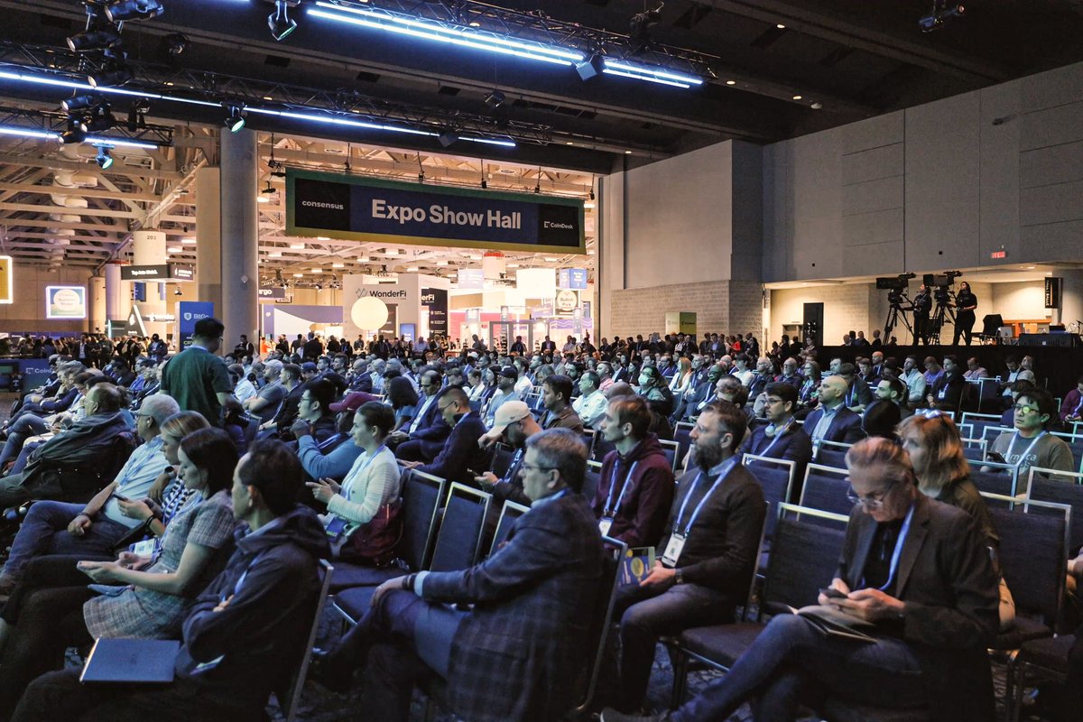 WonderFi's tweet photo. 2/ WonderFi Hits the Road: Canada-Wide Activation
From Toronto to Vancouver, #WonderFi participated in the biggest conferences like @Consensus2025, @Futurist_conf, @WebSummit, and @ETH_Toronto, featuring:
· 18 events
· 40,000+ people
· IRL workshops, panels, and more! https://t.co/P1HEdZn6dR
