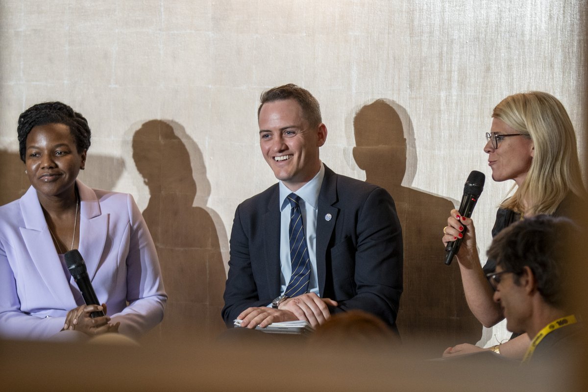 AIforGood's tweet image. Announced today at the AI for Good Summit!

We are proud to launch “Connecting the Future: How Connectivity and AI Unlock New Potential,” a new #report in #partnership with @AccessAlerts, the @AtlanticCouncil, and @Cisco.

Building on the 2024 @ITU report “The State of Broadband:…