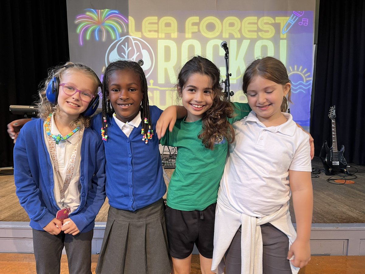 Samantha Hudson tweet media