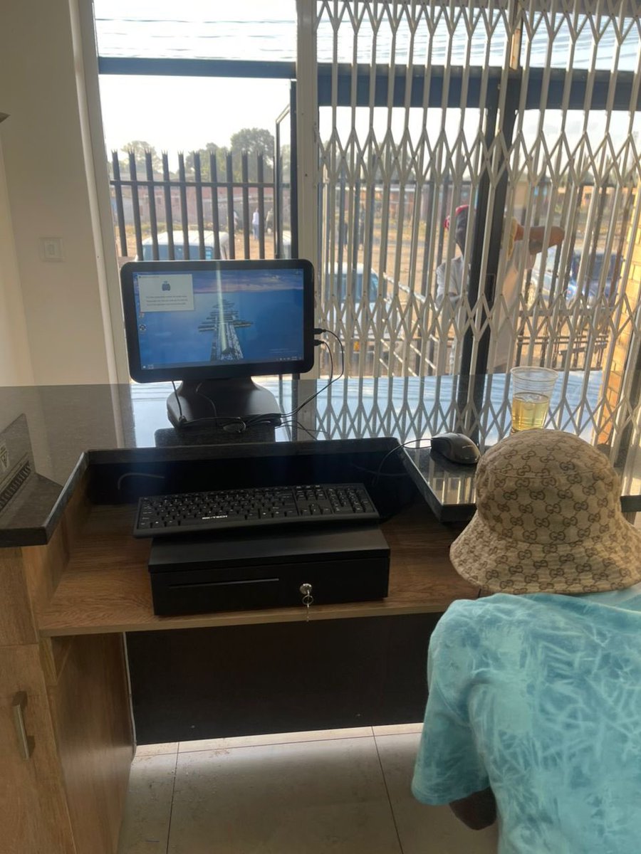 Mhofela Vemashuwaldo tweet media