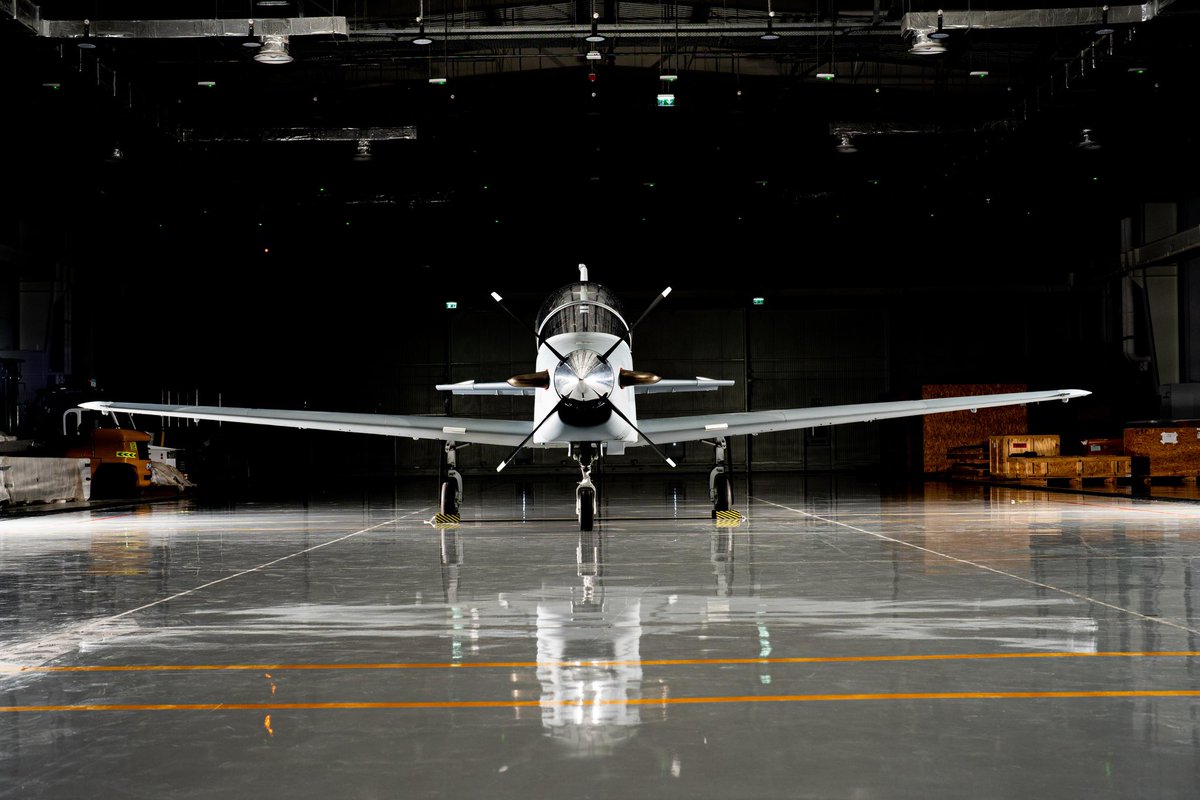 Calidus_ae's tweet photo. B250 - The versatile light attack aircraft, first in its class to be originally designed and developed for multirole missions. Highly robust carbon fiber structure with cutting edge systems, equipped for a range of combat roles.
• #CalidusVisionForTomorrow | #رؤية_كالدس_للغد https://t.co/Mg3rfMBGZt