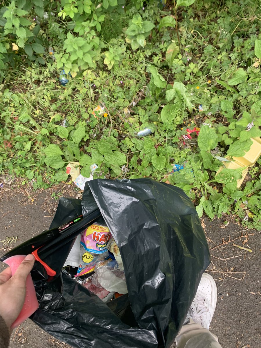 shayfox2621's tweet image. 🟨Alliance West Belfast Activism
📍Collin DEA
Our campaign to keep Collin clean has been thrilling.
I’ve loved raising awareness and taking action in my local community - It’s motivating to hear from other young people who want to do the same.