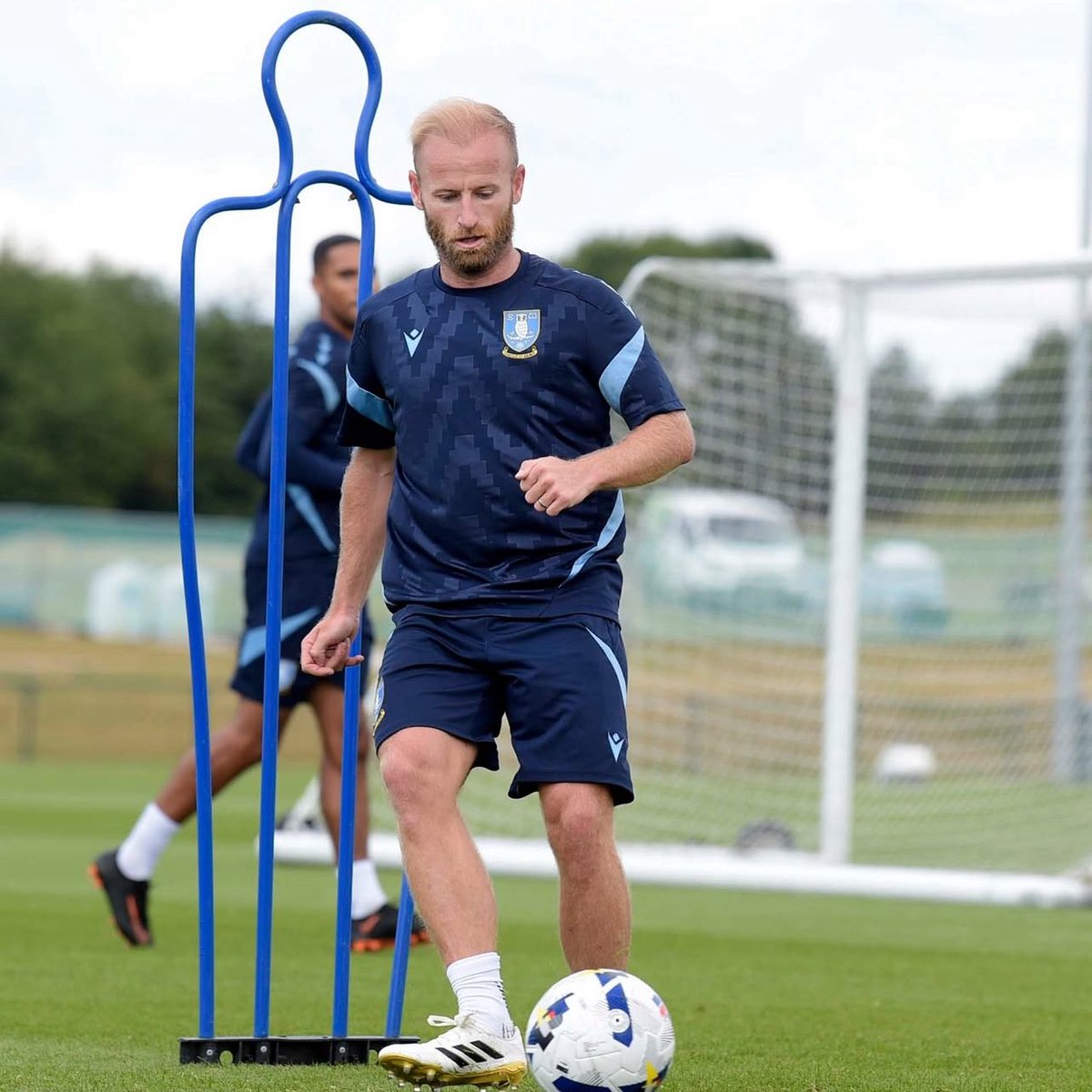 Out of contract.
Potentially unpaid.
Still turning up to training.

Barry Bannan, you owe us absolutely nothing - you’ll always be a Sheffield Wednesday legend.

#SWFC 🦉