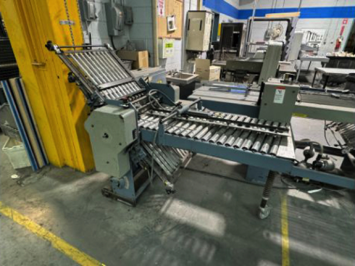 usedpresses's tweet image. ⚠️ Stahl B20 Paper Folder Available ⚠️

-Sheet Size Max: 20x33 in
-Min: 4x6 in
-Buckle plates: 4, 6
-Min fold: 1.5 in
-Speed max: 8,000 ipm (200 m/min)

Visit 🇨🇦: ow.ly/JN1S50UBVx6 👈

Call ☎️+1 (416) 752-4488 or 📨 machines@printersparts.com

#Stahl #B20 #PaperFolder
