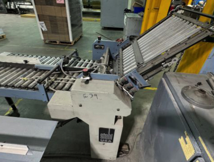 usedpresses's tweet image. ⚠️ Stahl B20 Paper Folder Available ⚠️

-Sheet Size Max: 20x33 in
-Min: 4x6 in
-Buckle plates: 4, 6
-Min fold: 1.5 in
-Speed max: 8,000 ipm (200 m/min)

Visit 🇨🇦: ow.ly/JN1S50UBVx6 👈

Call ☎️+1 (416) 752-4488 or 📨 machines@printersparts.com

#Stahl #B20 #PaperFolder