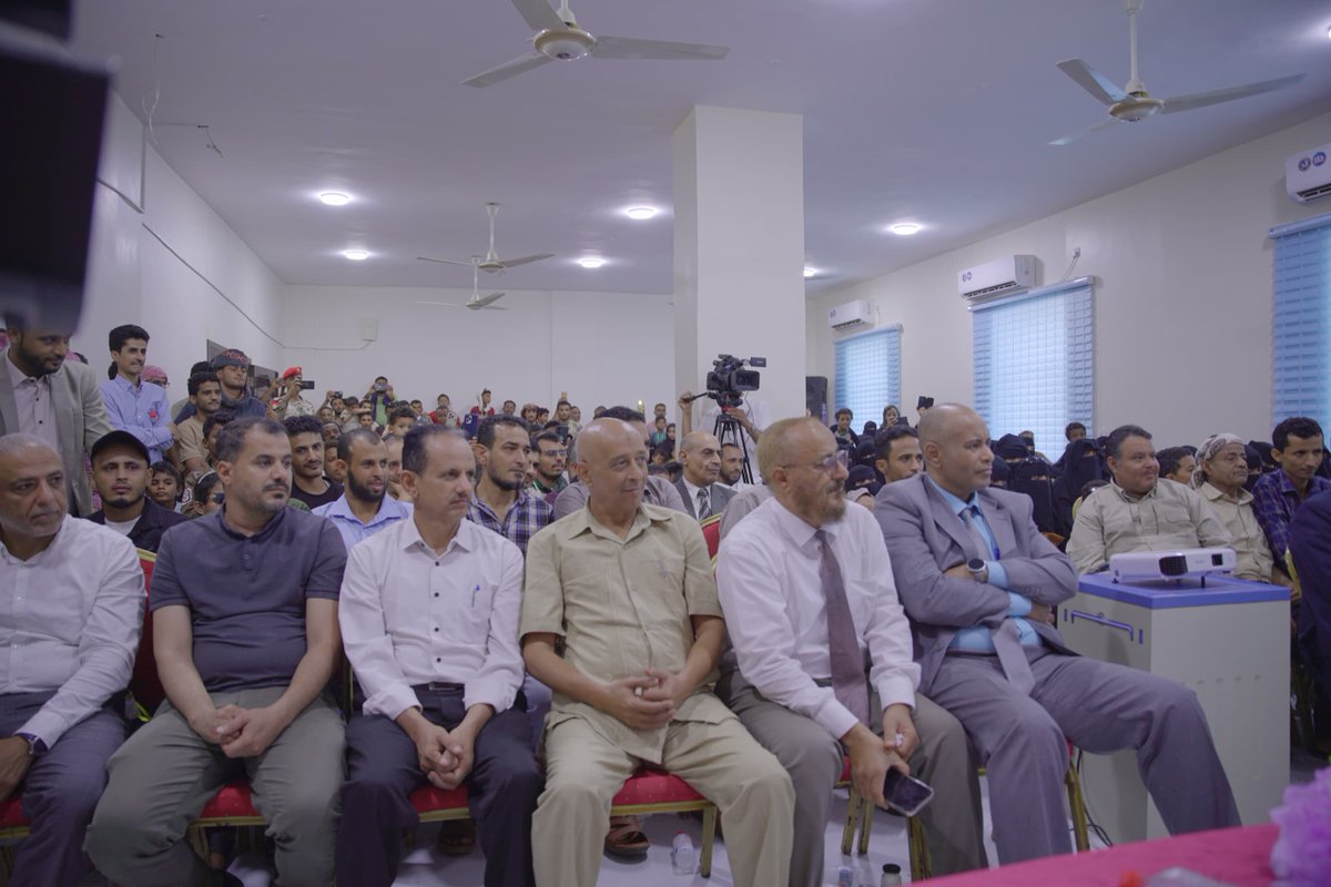 اختتام المخيم الطبي المجاني الثاني لعلاج حول العيون في المخا

اختتمت دائرة الخدمات الطبية بالمقاومة الوطنية وخلية الأعمال الإنسانية ، اليوم، المخيم الطبي المجاني الثاني لعلاج حول العيون في مدينة المخا، بعد استقبال 800 حالة منذ انطلاقه في 28 يونيو.

ونفّذ المخيم 252 عملية جراحية