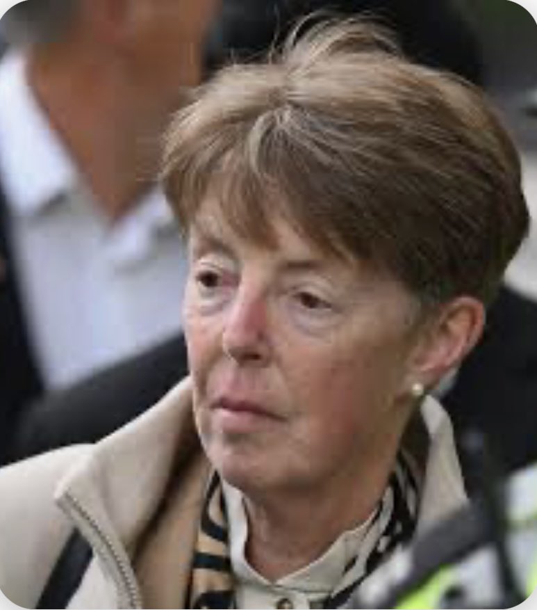 How much more evidence is needed to prosecute the serial liar Paula Vennells?
#PostOfficeScandal
