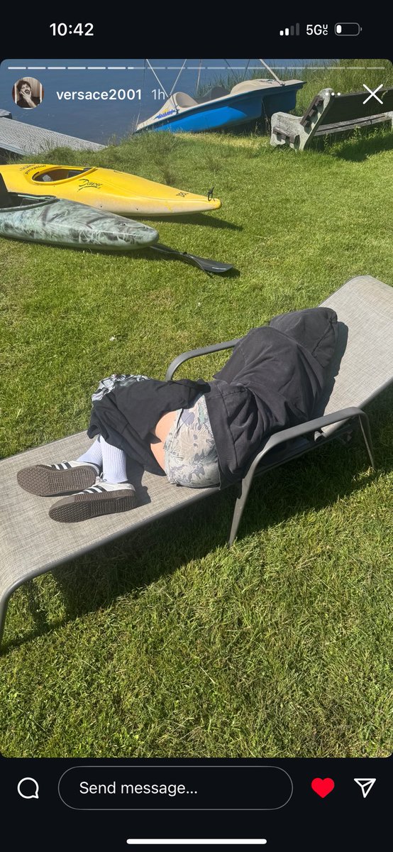 shamediarist's tweet image. #resting #rested