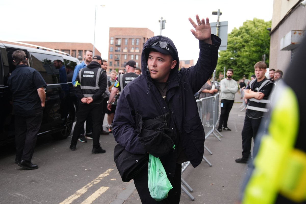 ScotNational's tweet photo. NEW: Kneecap have arrived at the O2 Academy in Glasgow 

The Irish trio are set to play tonight after TRNSMT cut their set from the festival this weekend https://t.co/K8tuz4I4z3