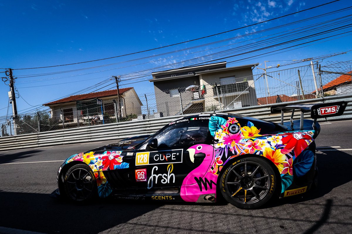 GM11Racing's tweet image. DOUBLE PODIUM IN VILA REAL🏆
An awesome weekend at my first ever street circuit experience.
With blind, fast flowing Portuguese streets, it was definitely a new challenge but I tackled it with both hands and we brought great points for the championship now sitting in 2nd!!