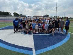 ocqbclub's tweet photo. We had a great morning at youth camp today! @brian_calhoun2 @Athletics_OCHS https://t.co/8uvSPW3xdd