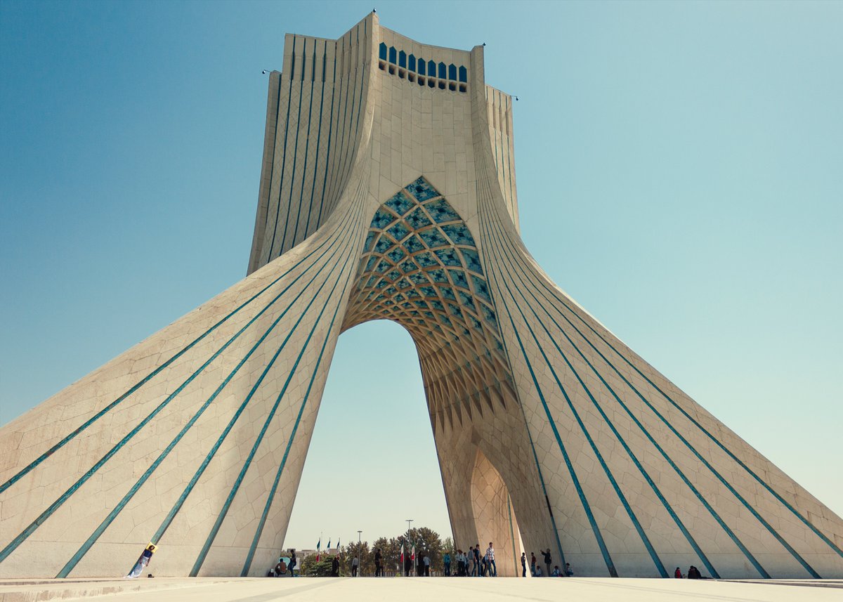 PhotoED Magazine tweet media