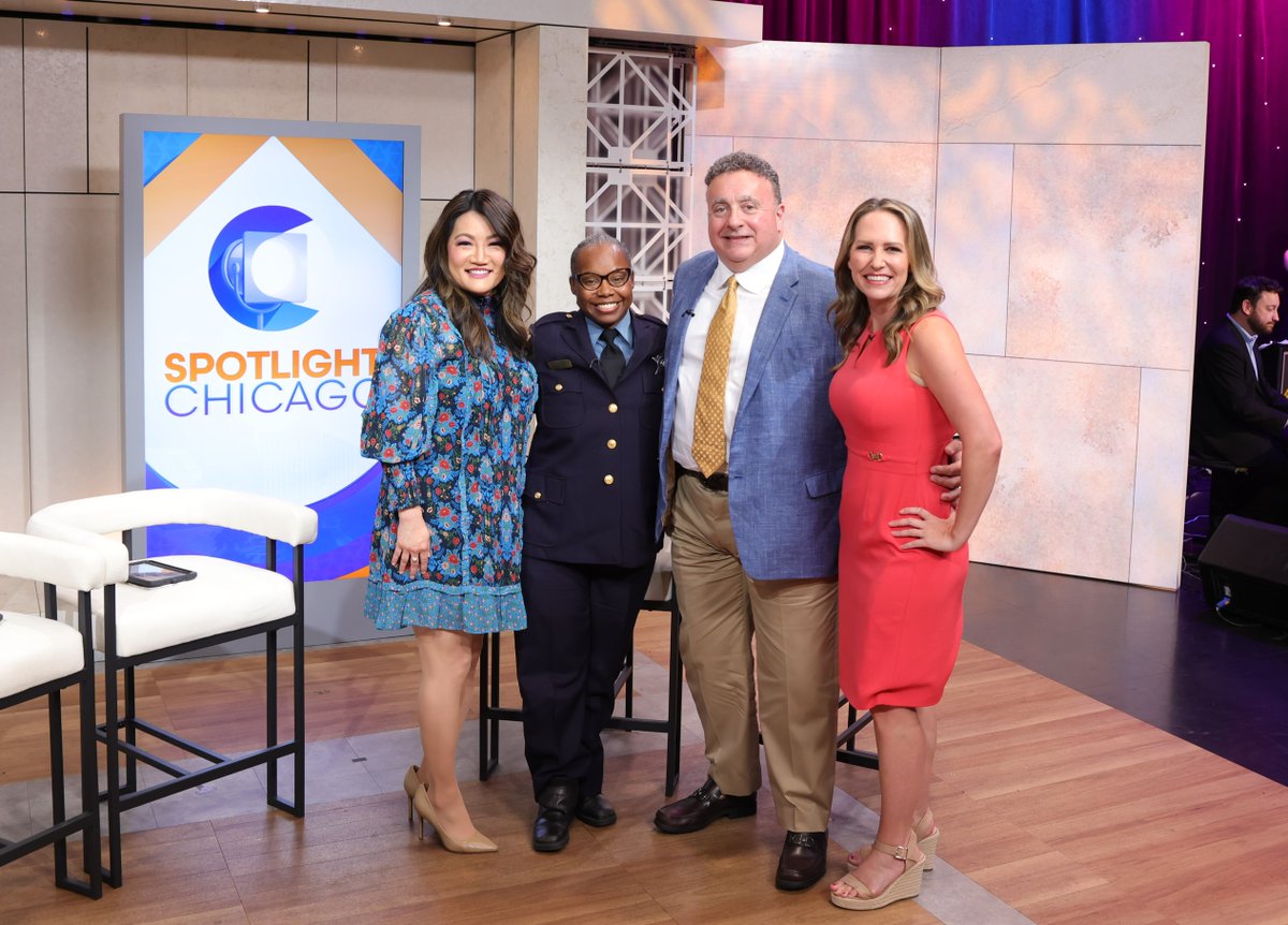 Chicago Police (@chicago_police) on Twitter photo Congratulations to Officer Latonya Capers from the Chicago Police Department’s <a href="/ChicagoCAPS11/">11th District - Harrison</a> ). Thank you to WGN Spotlight Chicago for honoring Officer Capers as the June First Responder of the Month!
youtu.be/lCM5a6ckAJ0?si… Congratulations to Officer Latonya Capers from the Chicago Police Department’s <a href="/ChicagoCAPS11/">11th District - Harrison</a> ). Thank you to WGN Spotlight Chicago for honoring Officer Capers as the June First Responder of the Month!
youtu.be/lCM5a6ckAJ0?si…