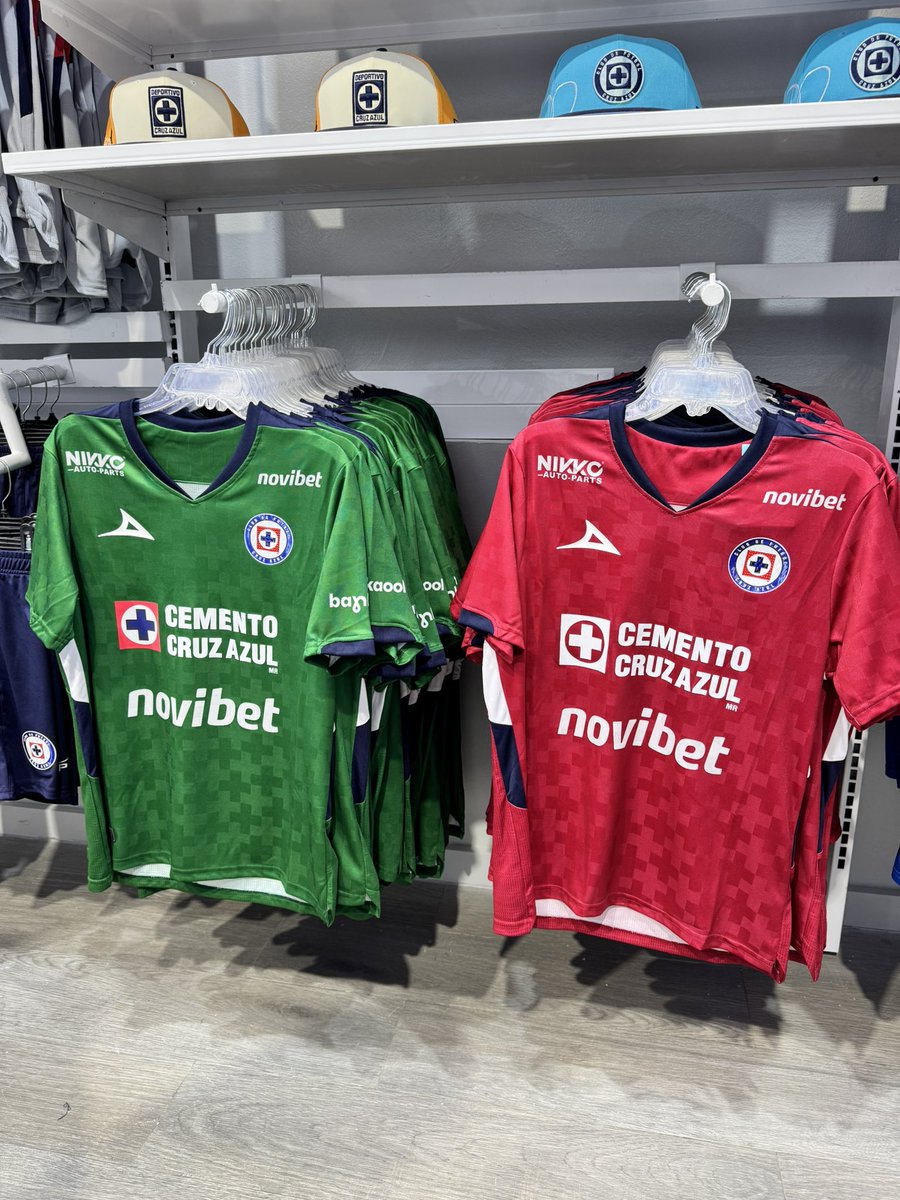 Julio_Olalde7's tweet image. Jerseys Cruz Azul 2025-2026 🚂
#Pirma #CruzAzul #Jersey