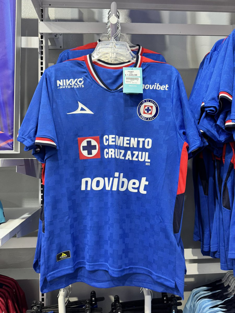 Julio_Olalde7's tweet image. Jerseys Cruz Azul 2025-2026 🚂
#Pirma #CruzAzul #Jersey