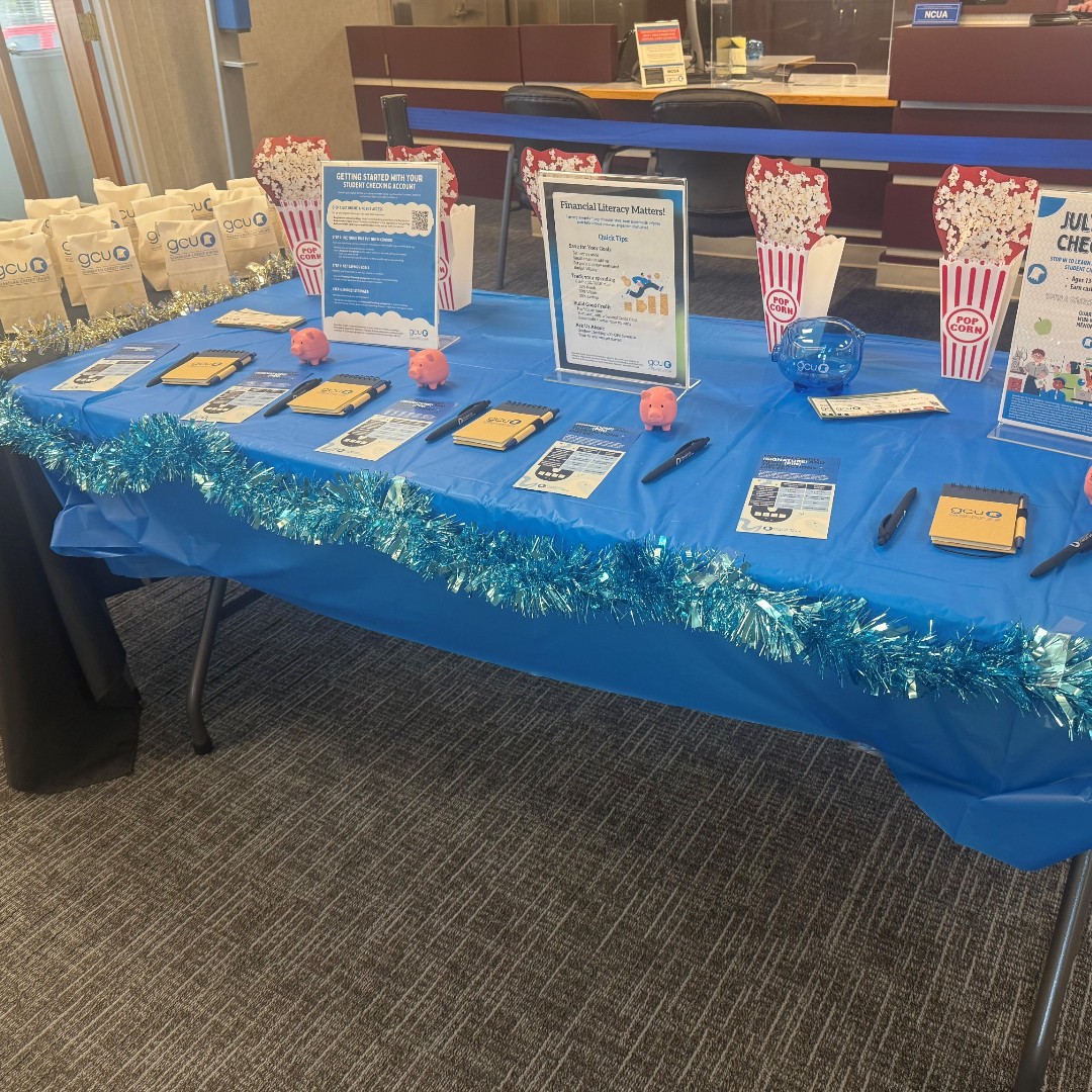 GuardianCU's tweet photo. July is Student Checking Month at our Menomonee Falls Branch! Stop by, grab some popcorn, and learn about how we can help you stay on top of your finances. 

#GuardianCU #MKE #StudentChecking https://t.co/0vFwcfaDPR