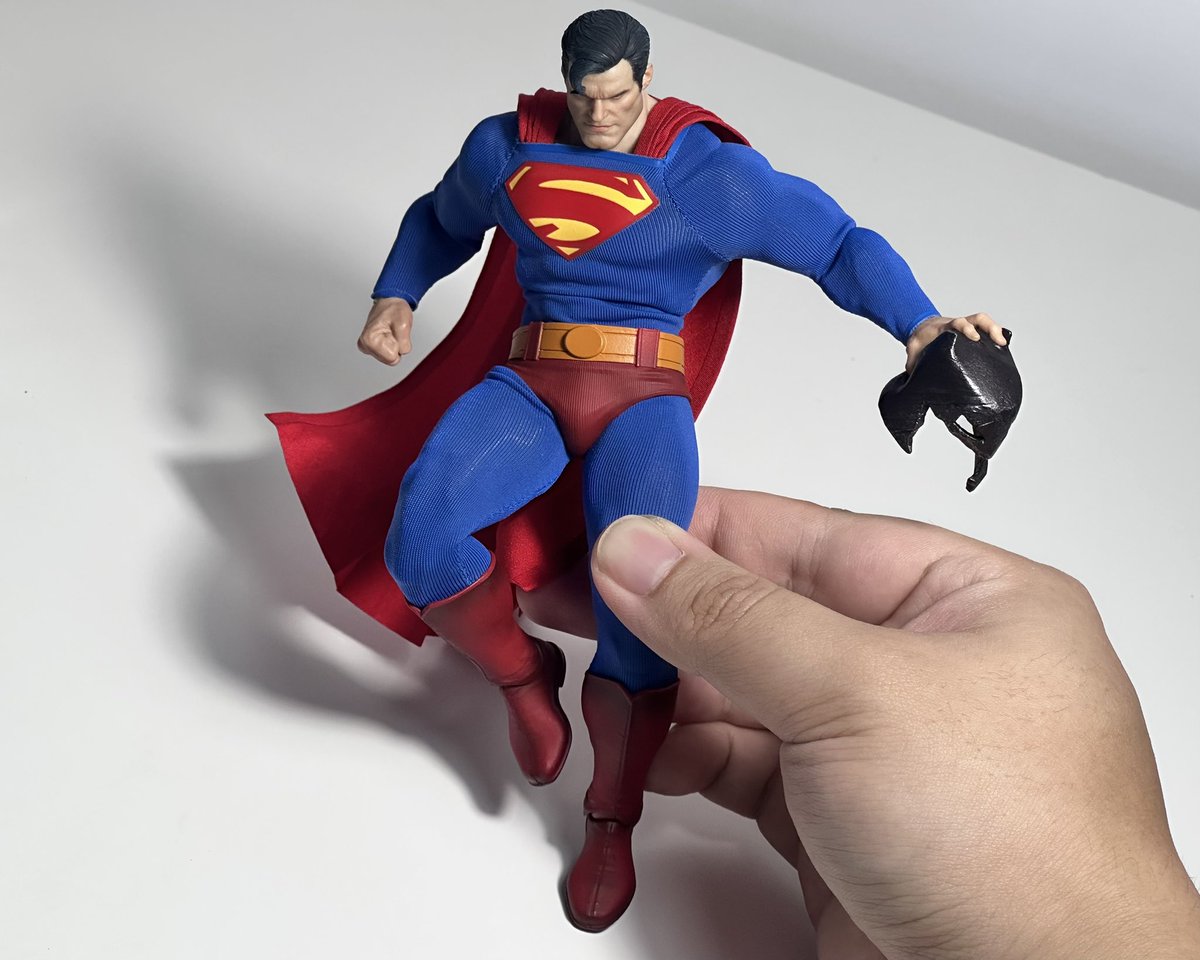 lethalcollector's tweet image. Day 3 of Posing Every #Superman Figure I Have: Muff Toys x Chaos National Defender