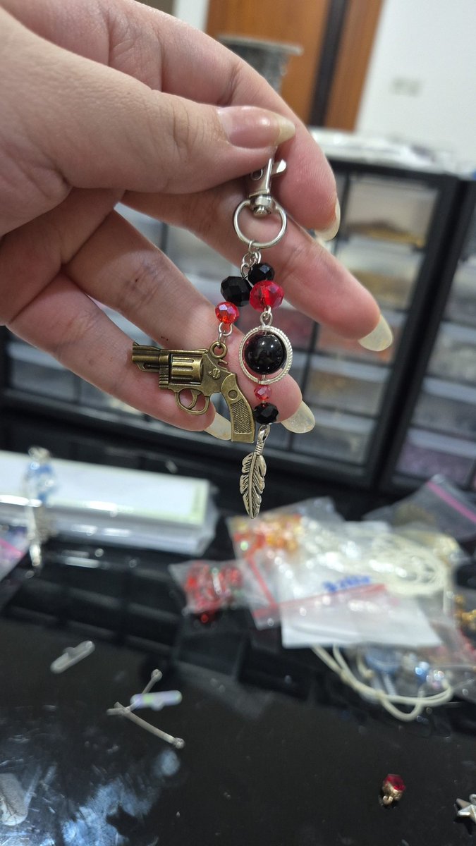 starlight_crft's tweet image. Sneek peek Sylus Bag Charm🫣