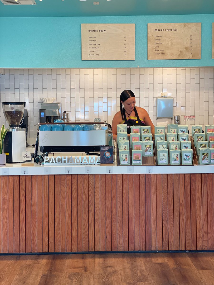 slayerespresso's tweet photo. The bone beige Steam LP fits right in at Pachamama Coffee in Davis!
📸 @amyhatt
#SlayerEspresso #MakeCoffeeBetter #SlayerInTheWild https://t.co/bLzvisKxXX