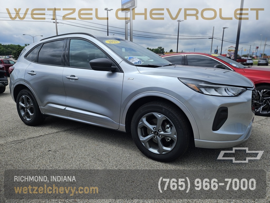 Pre-Owned 2023 Ford Escape ST-Line AWD with 7,125 miles, priced at $26,300: ow.ly/BIhU50Wmiyo