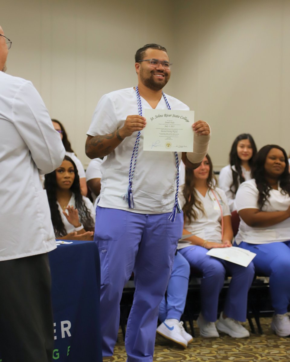 SJRState's tweet image. We're celebrating our Practical Nursing graduates! 🩺 The recent pinning ceremony marked the completion of their program and official entry into the nursing profession. Congratulations!
#SJRState #SJRStateProud