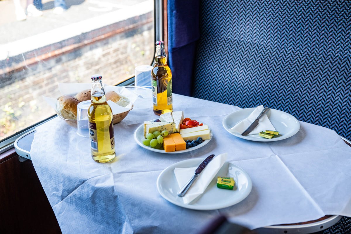 🚂🧀🍎 All Aboard for Cheese, Cider &amp; Cream Tea Delights! 
📅 1st June – 25th September 2025
📍 West Somerset Railway, Bishops Lydeard to Minehead

🎟️ Book now for a true taste of Somerset on rails- loom.ly/R3ZizWY