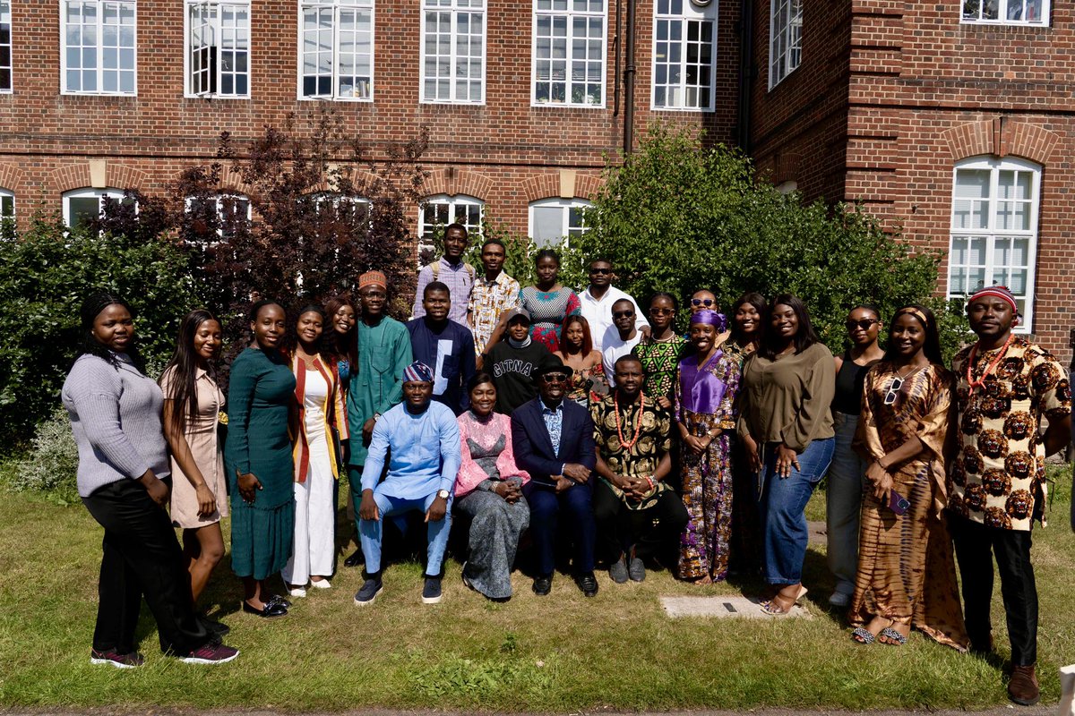 'Kitan 🌍 (@justkitan) on Twitter photo In June, we invited <a href="/kfayemi/">Kayode Fayemi</a>, <a href="/aisha_oyebode/">Dr. Aisha-Muhammed-Oyebode</a>, <a href="/GovernorObaseki/">H. E. Godwin Obaseki</a>, & Ms Ogunseye, the President/CEO of <a href="/PresPrecinct/">The Presidential Precinct</a>, to a democracy-themed panel. The key discussions and actionable interventions are now documented on <a href="/CambridgeAfrica/">Cambridge-Africa</a>’s blog:
cambridge-africa.cam.ac.uk/cambridge-afri… In June, we invited <a href="/kfayemi/">Kayode Fayemi</a>, <a href="/aisha_oyebode/">Dr. Aisha-Muhammed-Oyebode</a>, <a href="/GovernorObaseki/">H. E. Godwin Obaseki</a>, & Ms Ogunseye, the President/CEO of <a href="/PresPrecinct/">The Presidential Precinct</a>, to a democracy-themed panel. The key discussions and actionable interventions are now documented on <a href="/CambridgeAfrica/">Cambridge-Africa</a>’s blog:
cambridge-africa.cam.ac.uk/cambridge-afri…