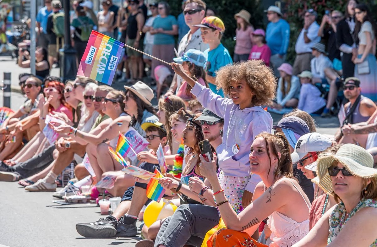 UFCW_1518's tweet image. Thank you to everyone who showed up for Victoria Pride this weekend! We had a blast marching and dancing with so many LGBTQ2S+ members and friends. Showing up means so much — at work and on the street. The parade may be over but the pride never ends. ❤️🏳️🌈🏳️⚧️