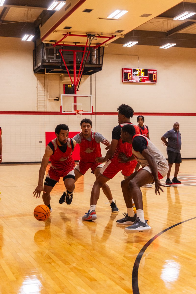 LamarMBB's tweet image. Summer 2️⃣ grind has started ! 

#NextLevel