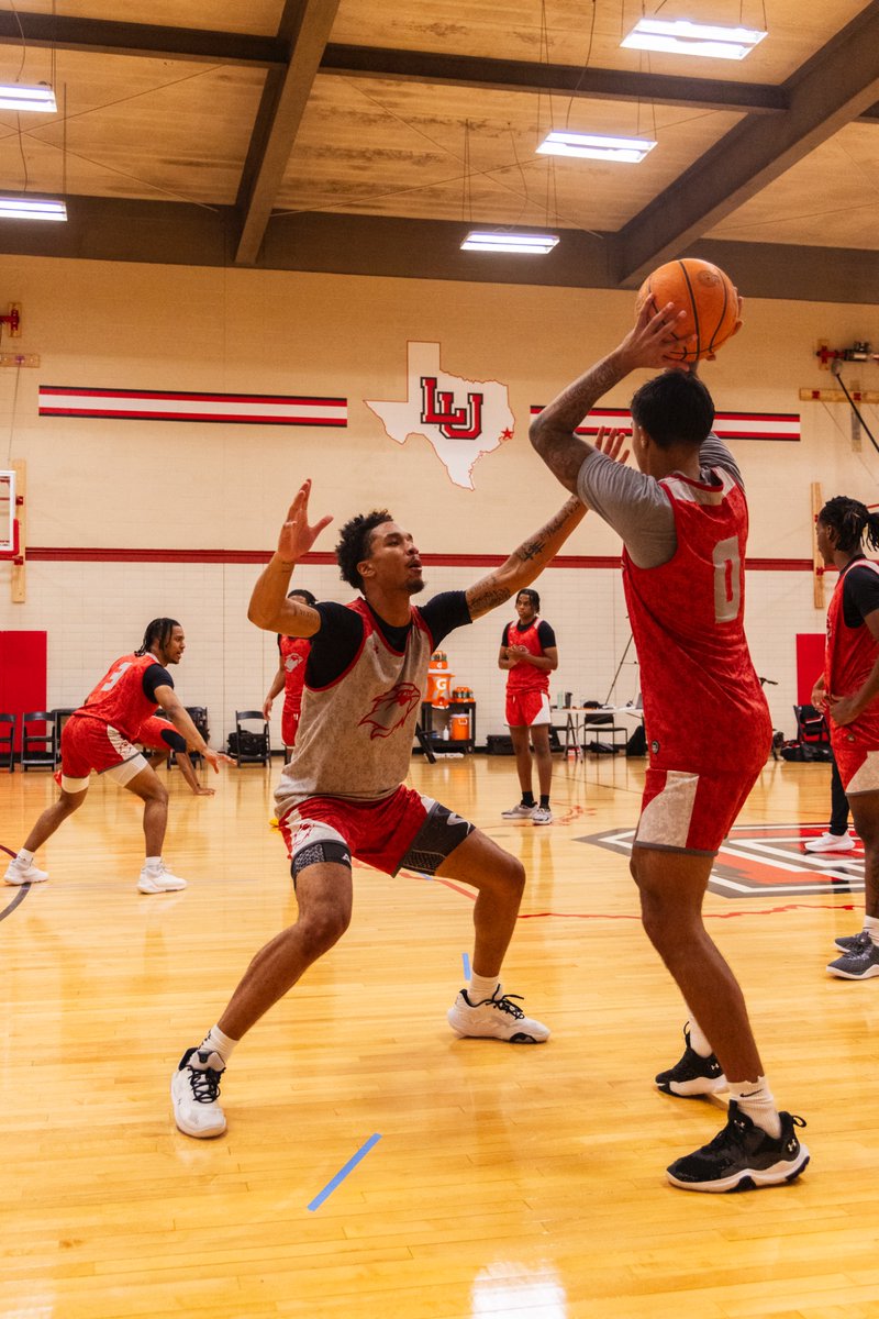 LamarMBB's tweet image. Summer 2️⃣ grind has started ! 

#NextLevel
