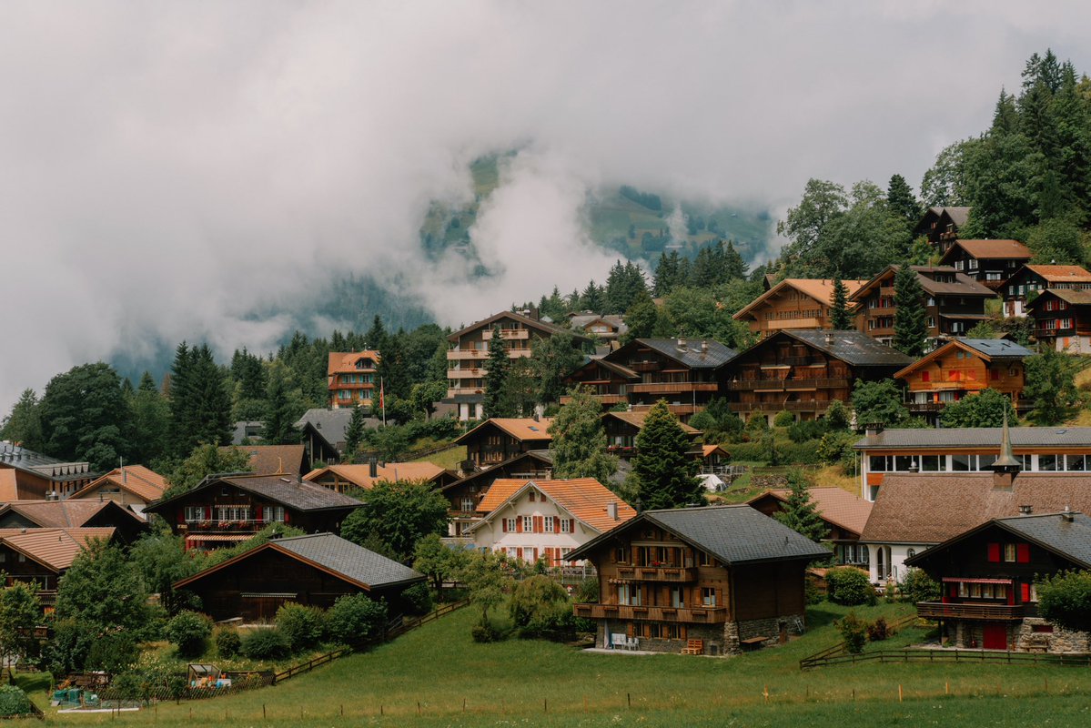 DanielCasson1's tweet image. First day in Switzerland //