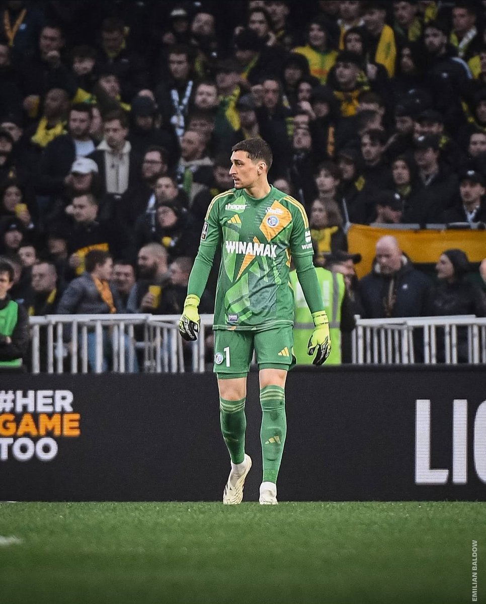 RCSA FOREVER (@rcsaforever) on Twitter photo 🔴 - MERCATO :
Le Racing est toujours intéressé à l'idée de signer définitivement Djordje Petrovic. 🔥🇷🇸
(<a href="/JacobsBen/">Ben Jacobs</a>/<a href="/kierangill_DM/">Kieran Gill</a>/<a href="/Matt_Law_DT/">Matt Law</a>)
#RCSA #RCSLIVE #LIVERCS 🔴 - MERCATO :
Le Racing est toujours intéressé à l'idée de signer définitivement Djordje Petrovic. 🔥🇷🇸
(<a href="/JacobsBen/">Ben Jacobs</a>/<a href="/kierangill_DM/">Kieran Gill</a>/<a href="/Matt_Law_DT/">Matt Law</a>)
#RCSA #RCSLIVE #LIVERCS
