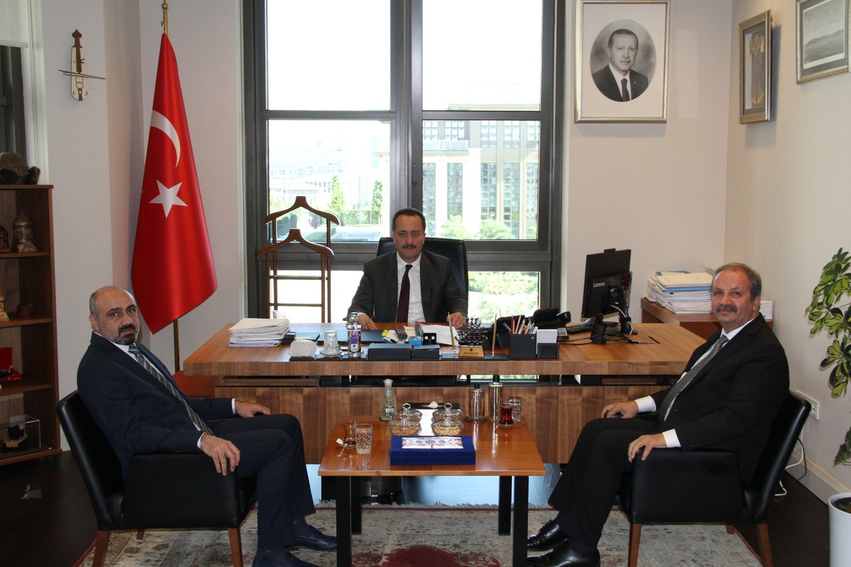 Sağlık ve Sosyal Hizmet Profesyonellerimizin Taleplerini Cumhurbaşkanlığı İle Paylaştık

Cumhurbaşkanlığı İdari İşler Başkanlığı Personel ve Prensipler Genel Müdürü Sn. Bilal Şentürk’ü, Genel Başkan Yardımcımız Mustafa Irgatoğlu ile birlikte ziyaret ederek sağlık ve sosyal hizmet