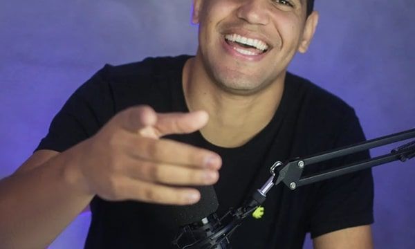 “20 Ways To Market And Promote Your Podcast”---&gt;buff.ly/4iet6YK

#podcasts #podcasting #podcaster #podcastlife #podcasters #podcastshow #applepodcasts #newpodcast #podcastlove #blackpodcast #podcastaddict #applepodcast #marketing #business #digitalmarketing
