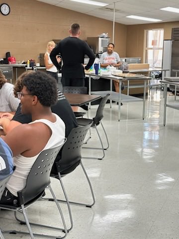 GoDragons1903's tweet image. We're back!!! Dragon football kicked off with a lock-in and wrapped up with breakfast this morning.