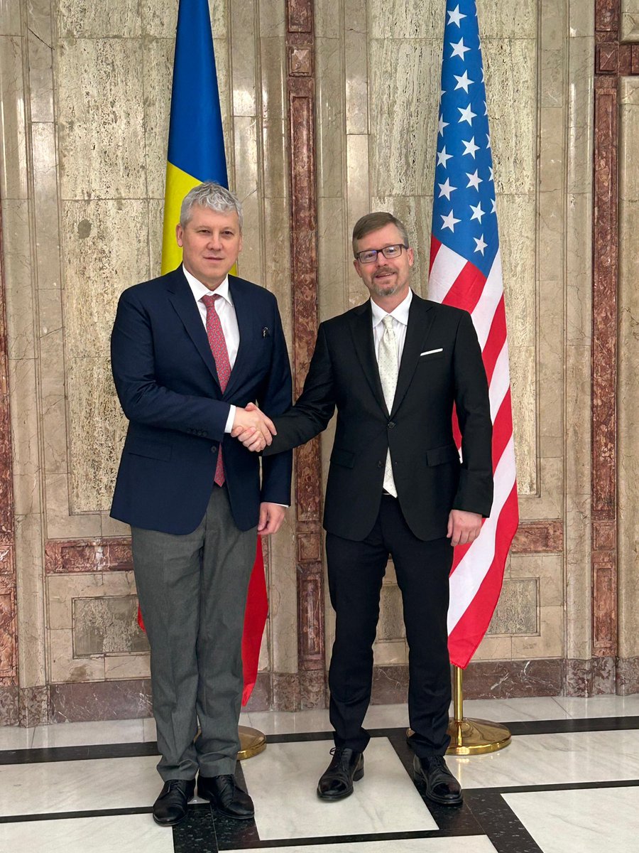 Ambassador Kathleen Kavalec (@usambro) on Twitter photo I discussed border #security, transnational crime, and the development potential of U.S. FDIs in 🇷🇴 with Deputy Prime Minister and Minister of Interior <a href="/CatalinPredoiu/">Catalin Predoiu</a>, as part of our ongoing cooperation to strengthen #safety and #prosperity for both the 🇺🇸 and 🇷🇴. I discussed border #security, transnational crime, and the development potential of U.S. FDIs in 🇷🇴 with Deputy Prime Minister and Minister of Interior <a href="/CatalinPredoiu/">Catalin Predoiu</a>, as part of our ongoing cooperation to strengthen #safety and #prosperity for both the 🇺🇸 and 🇷🇴.