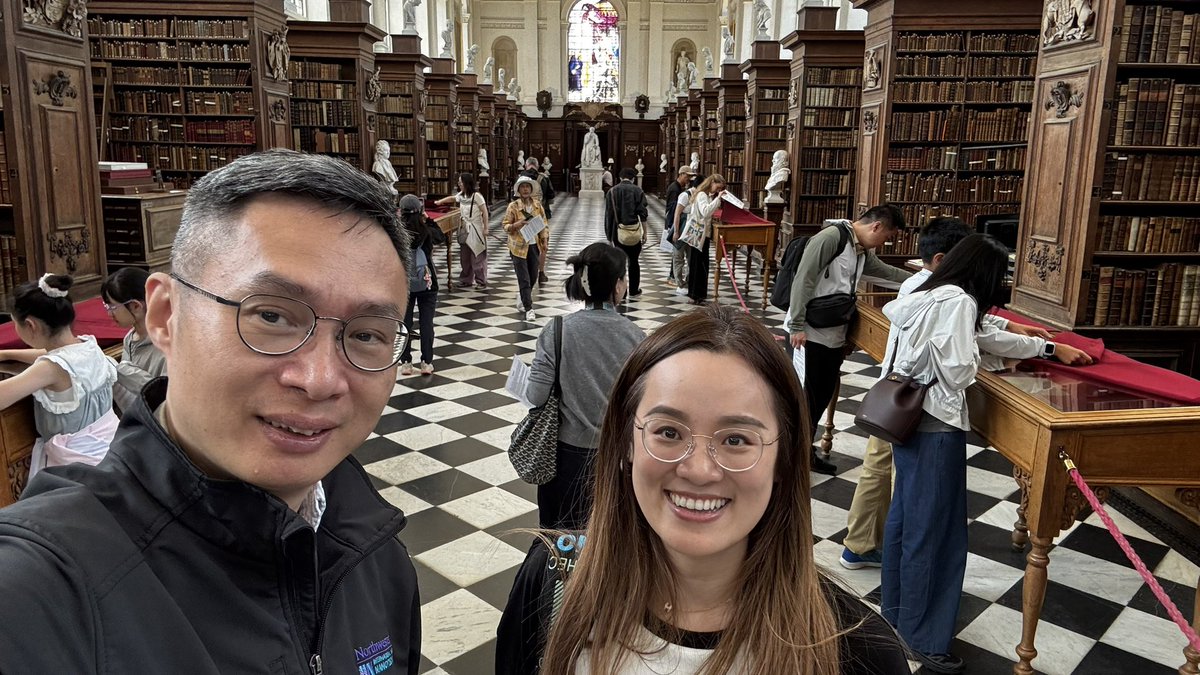 ChaoqunDong's tweet image. We are delighted to welcome @ChenXD_NTU_Sg Prof. Xiaodong Chen from Nanyang Technological University to Cambridge. Very informative and inspiring talk! It’s a pleasure to show Prof. Chen around as a local guide as well.